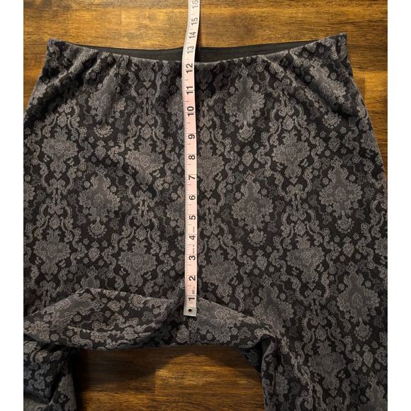 Soft Surroundings Women’s Medium 30 x 30 Pant Pull On High Rise Flare Stretch - Picture 6 of 8